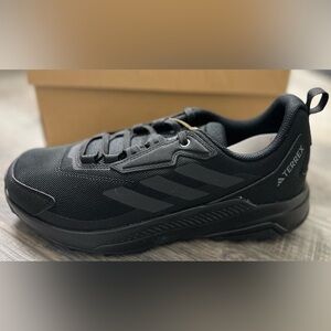 ADIDAS TERREX ANYLANDER HIKING SHOES. SIZE 7.5 MENS.